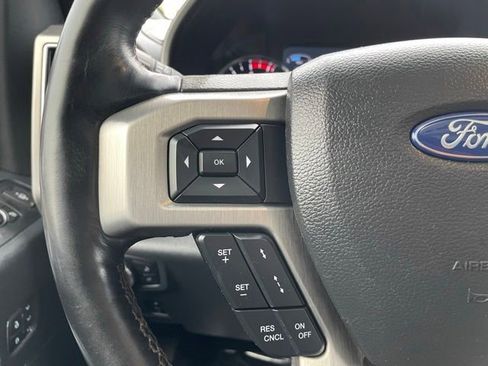 Used 2022 Ford F350 Platinum w/ Tremor Off-Road Package AWD/4WD image 15