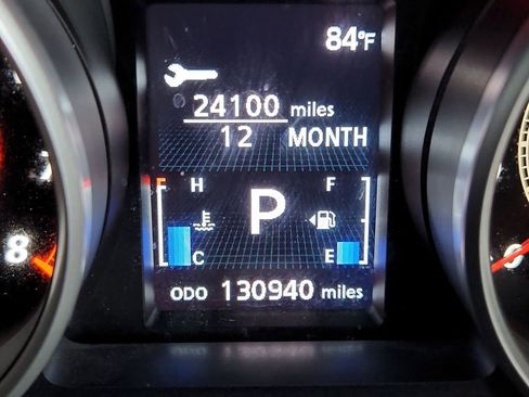 Used 2010 Mitsubishi Outlander XLS image 26