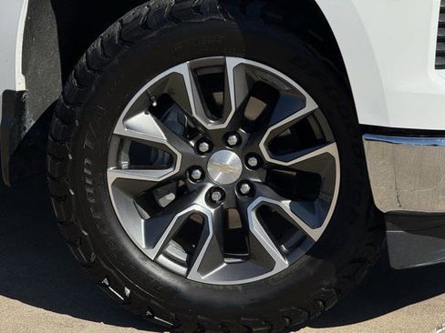 Used 2024 Chevrolet Silverado 1500 LT w/ Texas Edition Plus image 32