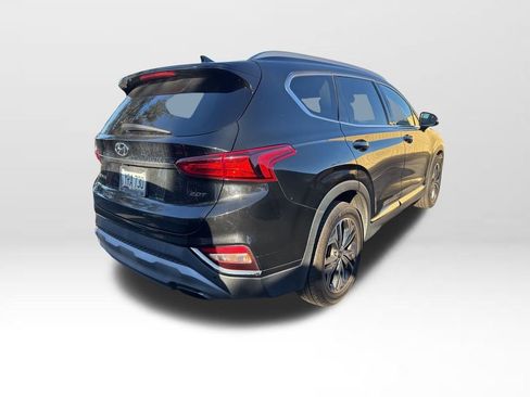 Used 2019 Hyundai Santa Fe SEL w/ Cargo Package image 4