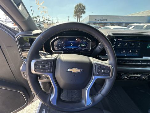 Used 2023 Chevrolet Silverado 1500 LT image 21