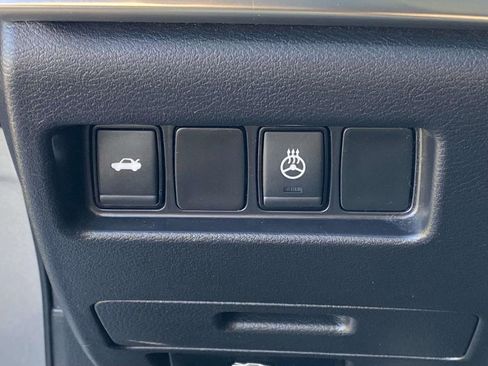 Used 2019 Nissan Maxima 3.5 SL w/ Floor Mat Group FWD image 18