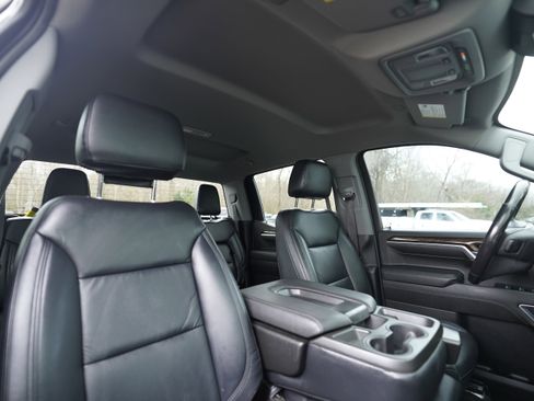 Used 2022 GMC Sierra 1500 Elevation image 12