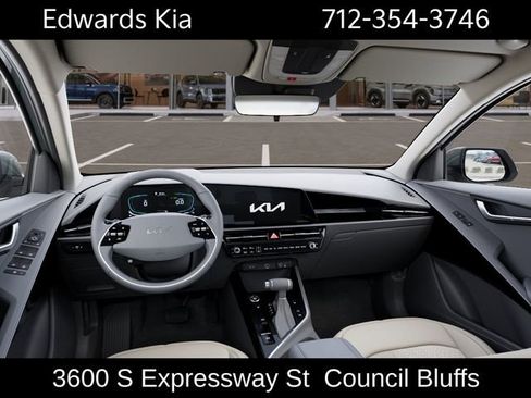 New 2026 Kia Niro EX FWD image 16