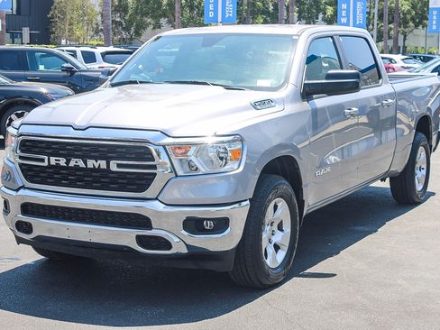 Used 2022 RAM 1500 Big Horn AWD/4WD image 3