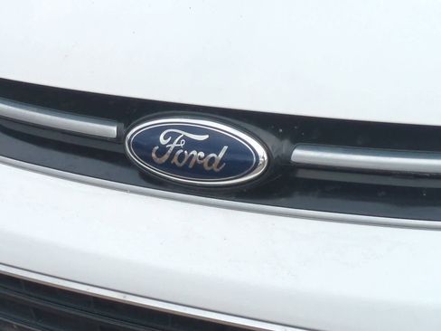 Used 2017 Ford C-MAX SE image 12