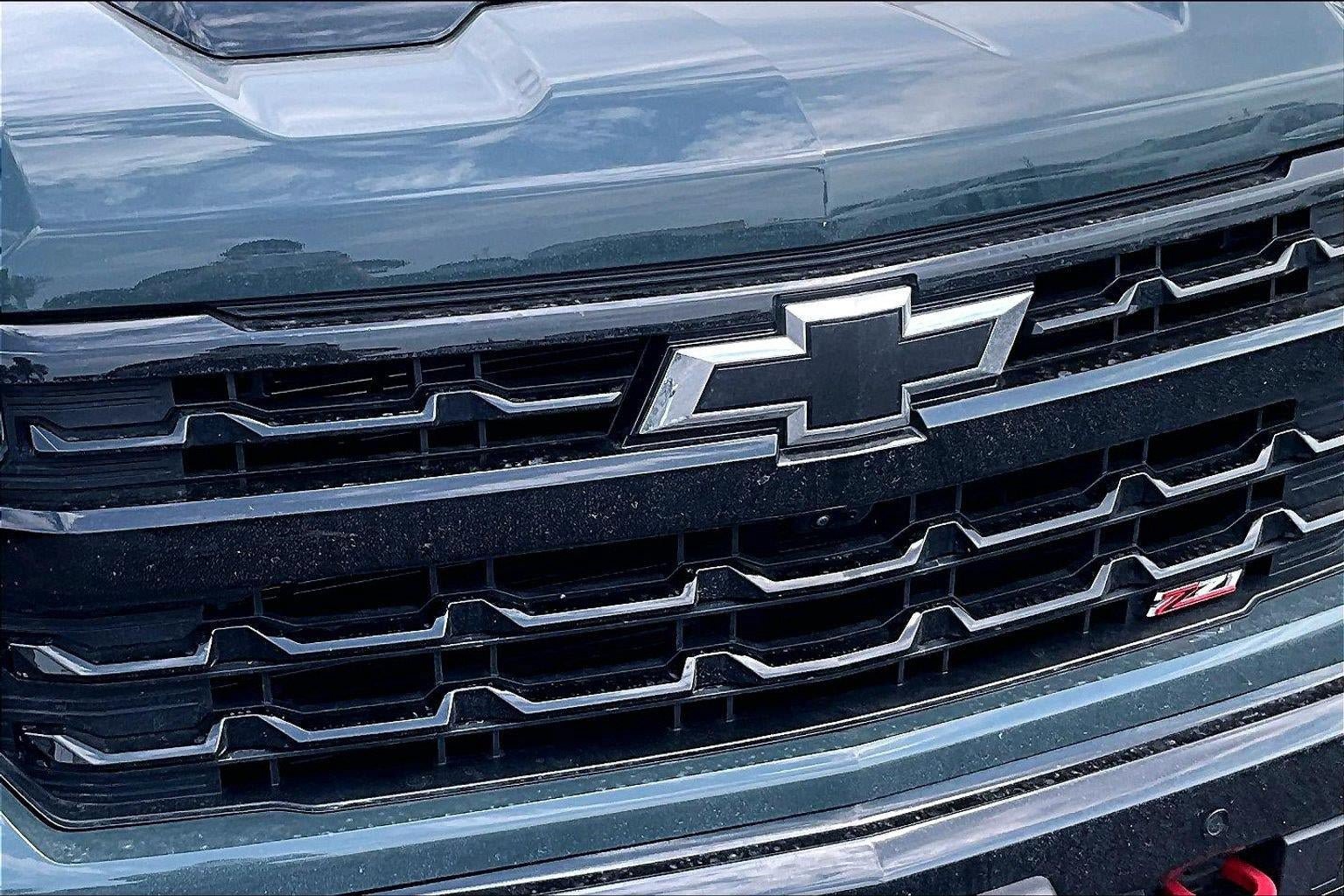 Used 2025 Chevrolet Silverado 1500 LT Trail Boss w/ LT Trail Boss Premium Package AWD/4WD image 30