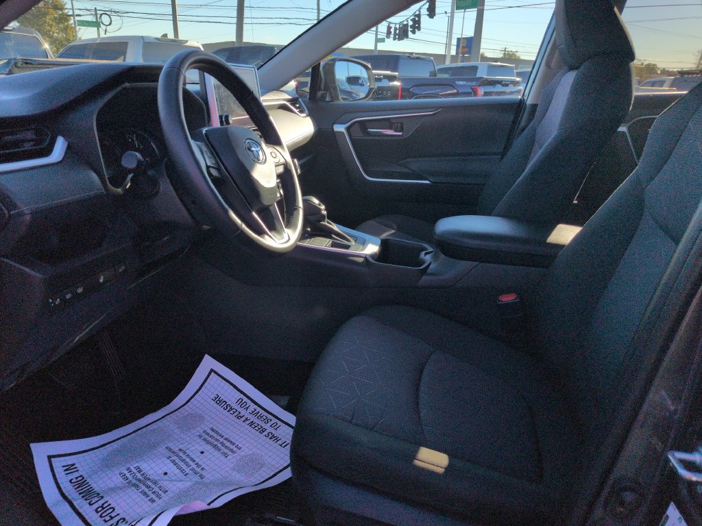 Certified 2024 Toyota RAV4 XLE w/ Convenience Package AWD/4WD image 9