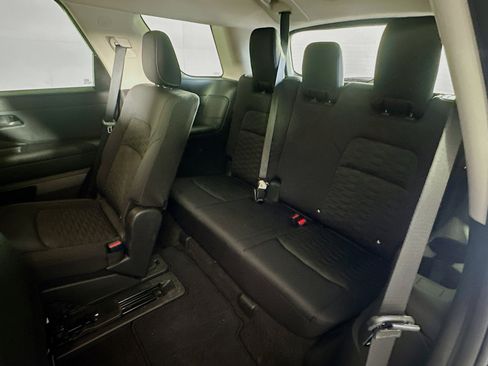 Used 2025 Nissan Pathfinder SV image 29