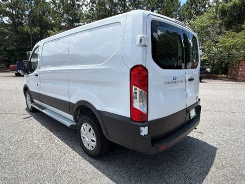 Certified 2025 Ford Transit 250 Low Roof w/ Exterior Upgrade Package RWD image 5