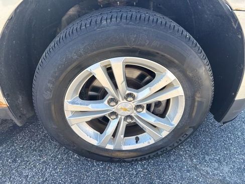 Used 2015 Chevrolet Equinox LS image 7