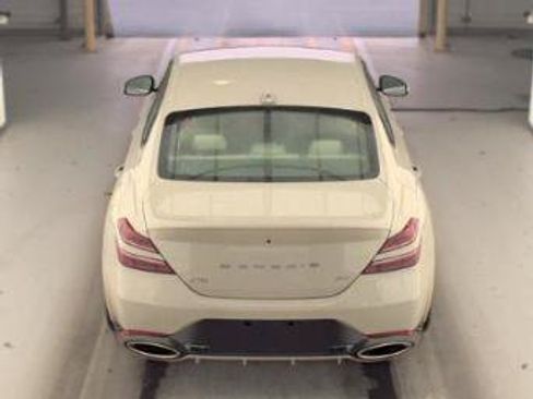 Used 2025 Genesis G70 2.5T AWD/4WD image 9