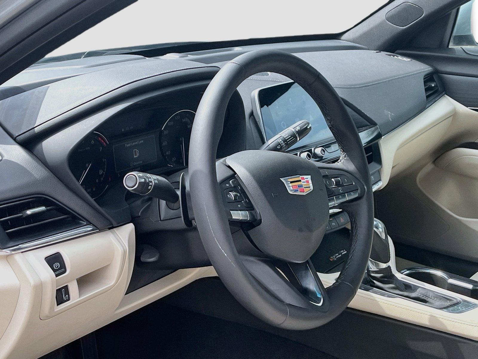 Used 2026 Cadillac CT4 Luxury RWD image 9