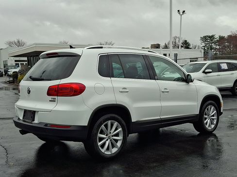 Used 2017 Volkswagen Tiguan Wolfsburg Edition image 6