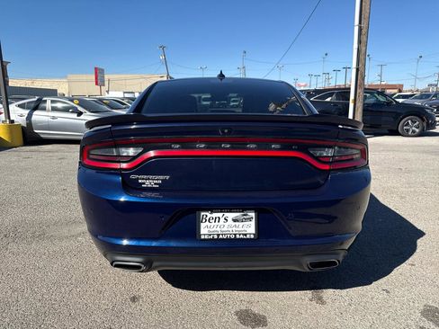 Used 2017 Dodge Charger SXT w/ Plus Group image 7