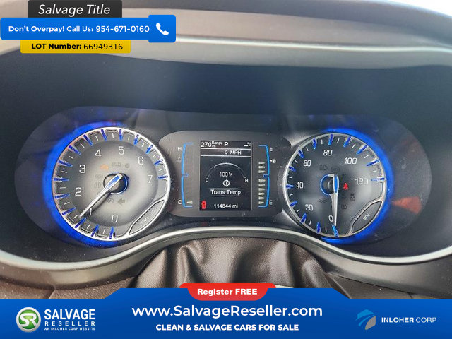 Used 2017 Chrysler Pacifica Touring-L FWD image 12