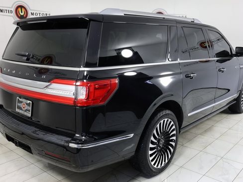 Used 2020 Lincoln Navigator L Black Label w/ Cargo Convenience Package image 3