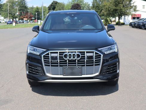 Used 2023 Audi Q7 3.0T Premium w/ Convenience Package AWD/4WD image 2