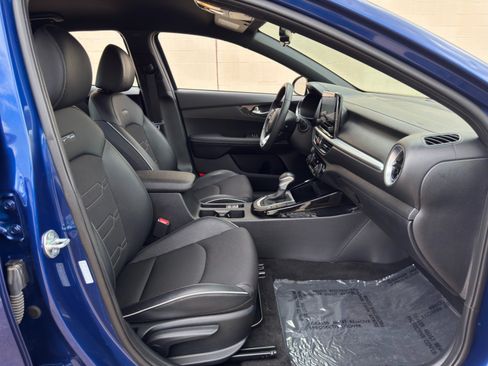Used 2024 Kia Forte GT-Line FWD image 14