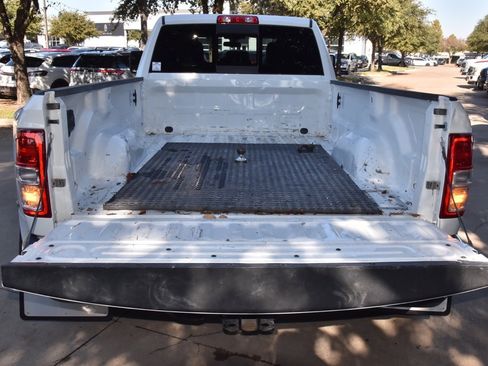 Used 2024 RAM 3500 Tradesman w/ Chrome Appearance Group image 33