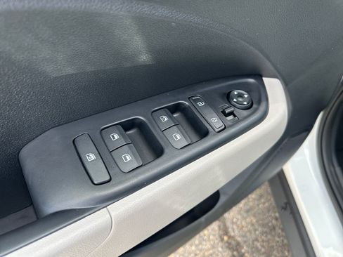 New 2026 Hyundai Venue SEL FWD image 14