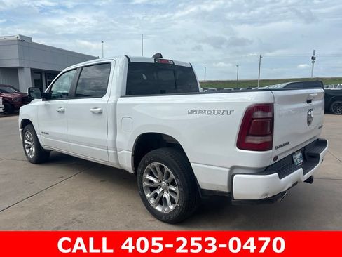 Used 2023 RAM 1500 Laramie AWD/4WD image 4