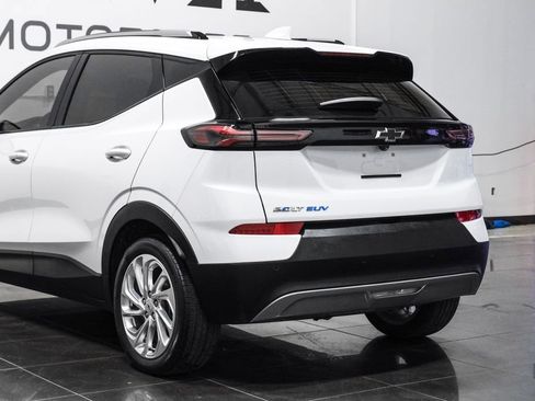 Used 2023 Chevrolet Bolt EUV LT w/ Driver Confidence Package image 15