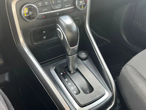 Used 2018 Ford EcoSport SE w/ SE Convenience Package image 27
