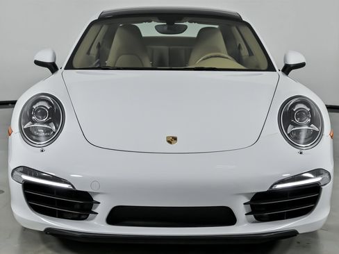 Used 2015 Porsche 911 Carrera S image 5