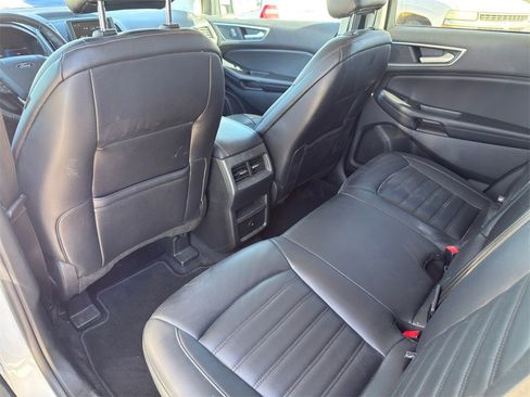 Used 2024 Ford Edge SEL image 23