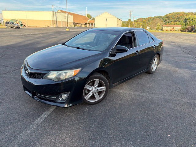 Used 2014 Toyota Camry SE FWD image 26