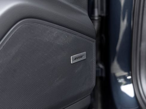 Certified 2024 Porsche Cayenne AWD/4WD image 24