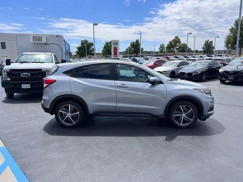 Used 2022 Honda HR-V EX image 4