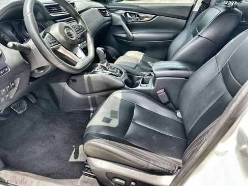 Used 2019 Nissan Rogue SL AWD/4WD image 24