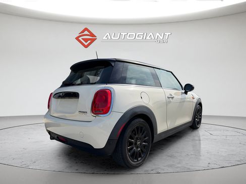 Used 2018 MINI Cooper 2-Door Hardtop FWD image 11