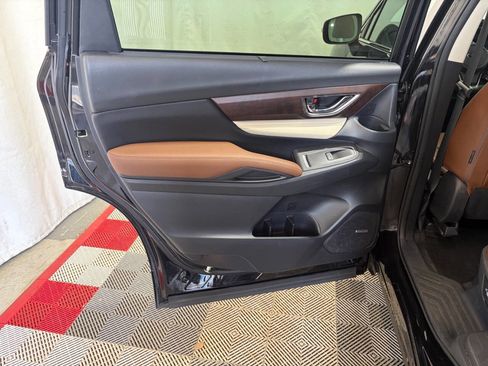 Used 2020 Subaru Ascent Touring w/ Popular Package #3 image 9