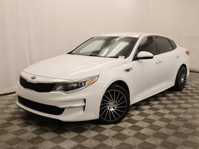 Used 2018 Kia Optima LX w/ 17" Alloy Wheels Package