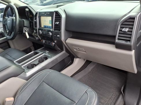 Used 2018 Ford F150 XLT w/ Equipment Group 302A Luxury AWD/4WD image 11