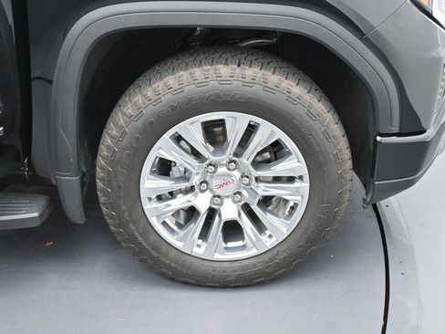 Used 2025 GMC Sierra 1500 Denali AWD/4WD image 37