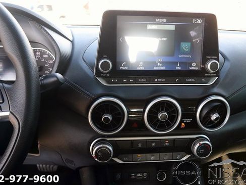 Used 2024 Nissan Sentra SV image 17