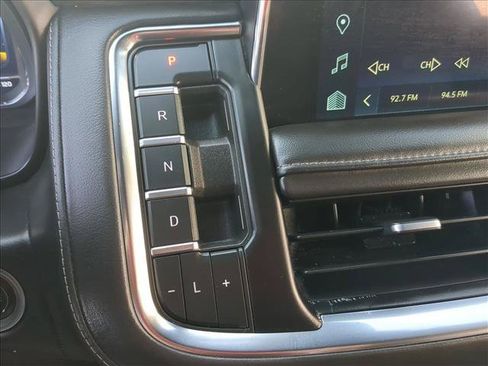 Used 2024 Chevrolet Tahoe LT RWD image 12