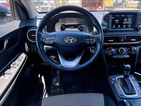 Used 2021 Hyundai Kona SEL AWD/4WD image 7