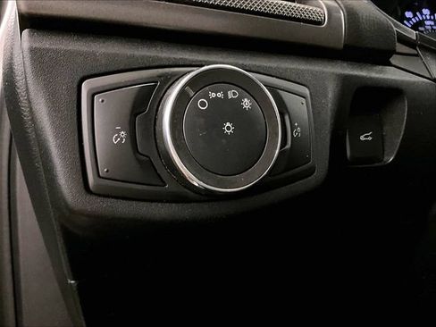 Used 2019 Ford Fusion SE FWD image 30