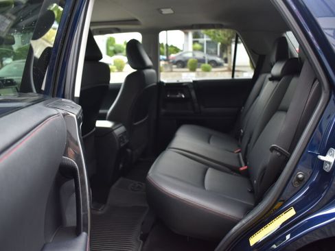 Certified 2021 Toyota 4Runner TRD Off-Road Premium w/ Moonroof Package AWD/4WD image 20