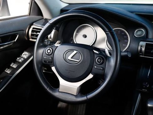 Used 2014 Lexus IS 250 image 32
