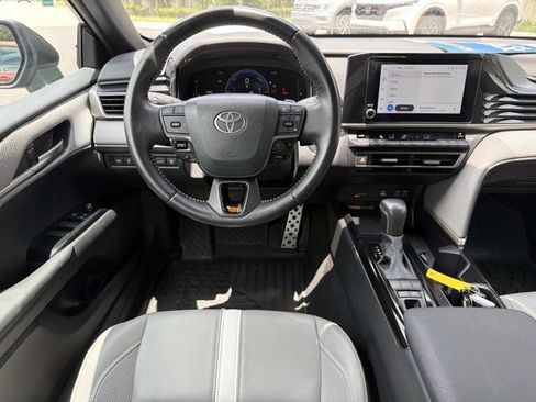 Certified 2025 Toyota Camry SE FWD image 23