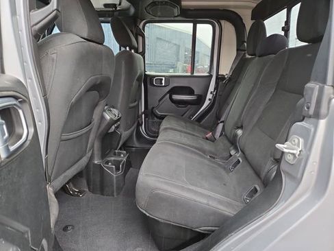 Used 2020 Jeep Gladiator Sport w/ Quick Order Package 24S image 29