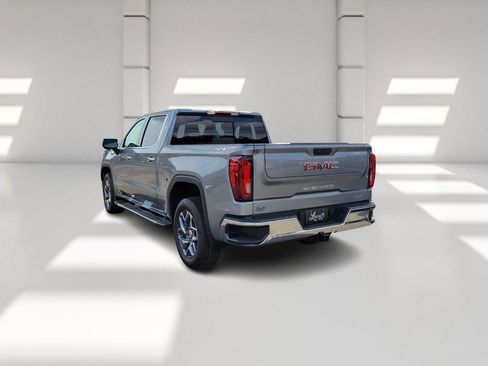 New 2026 GMC Sierra 1500 SLT image 5