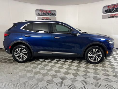 Used 2023 Buick Envision Essence image 2