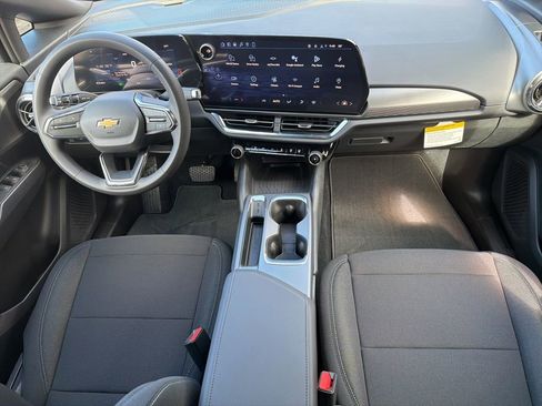 New 2026 Chevrolet Equinox EV LT image 26